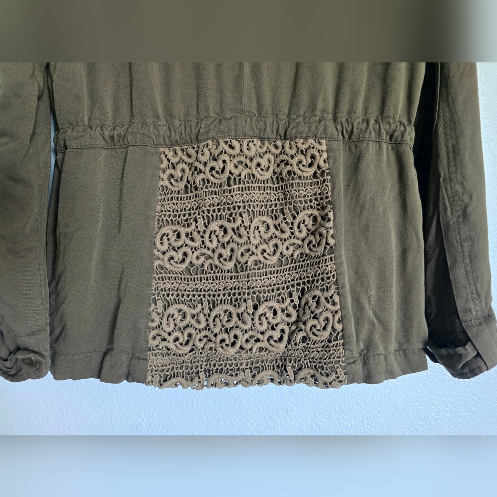 Publish Green Utility Jacket with Drawstring Waist - Picture 8 of 14
